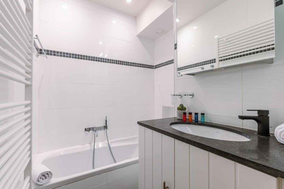 Huswell - Lovely And Open On Prime Location * Knokke-Le-Zoute