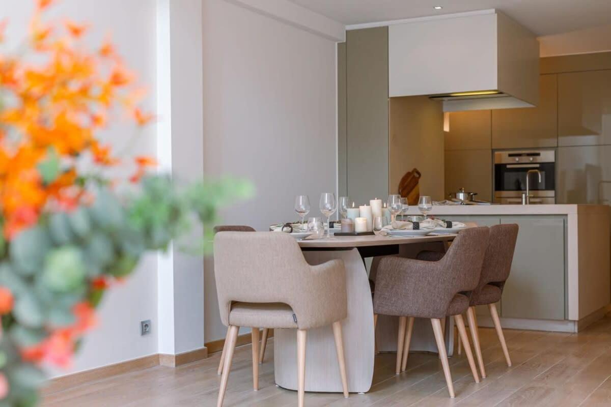 Huswell - Lovely And Open On Prime Location