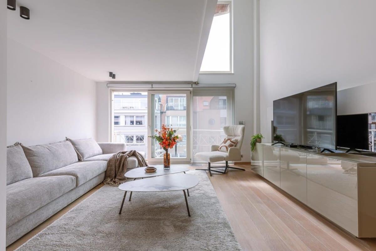 Huswell - Lovely And Open On Prime Location * Knokke-Le-Zoute